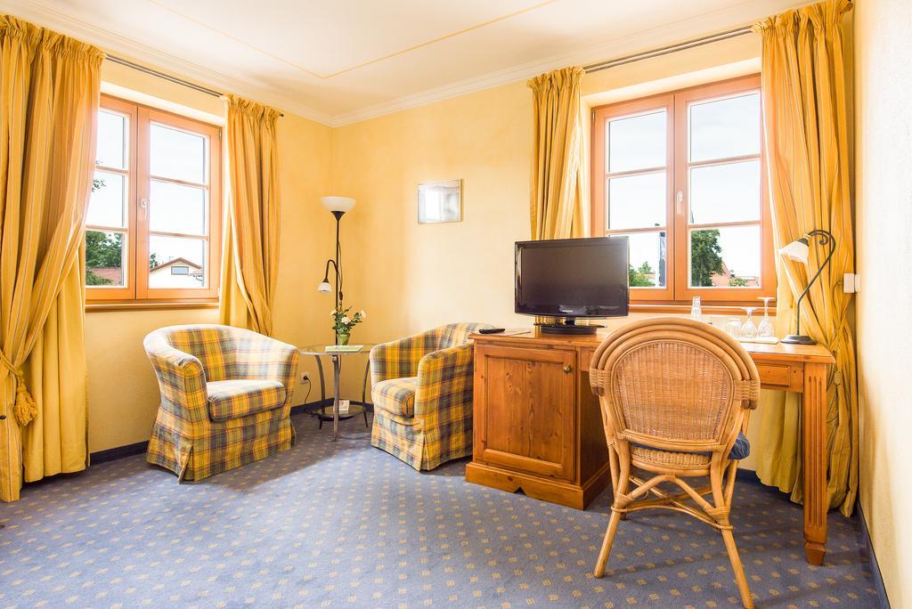 Hotel Und Landgasthof Altwirt Großhartpenning Exteriér fotografie