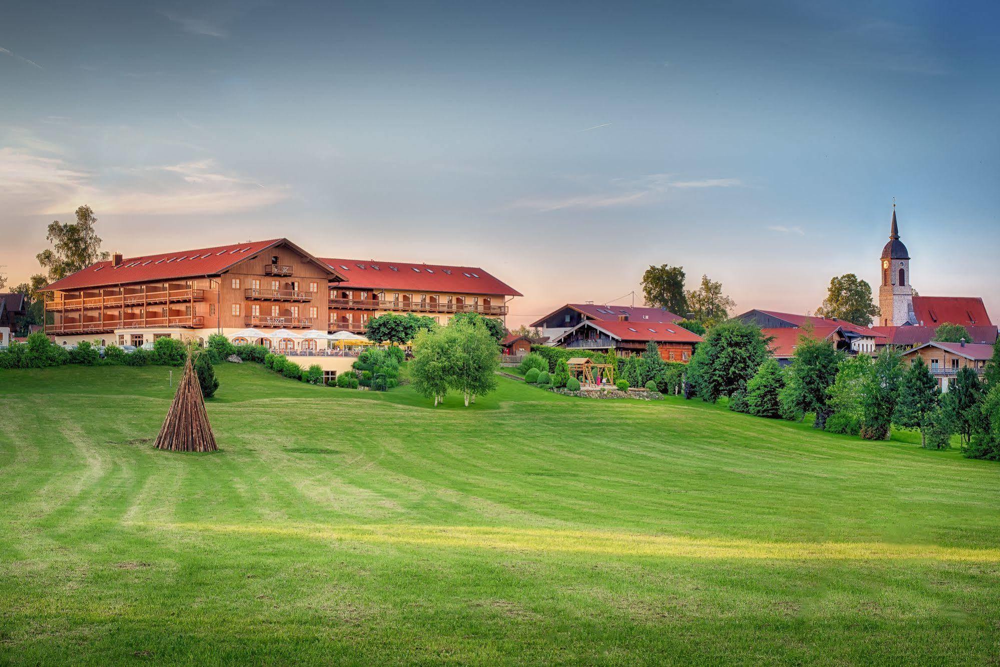 Hotel Und Landgasthof Altwirt Großhartpenning Exteriér fotografie
